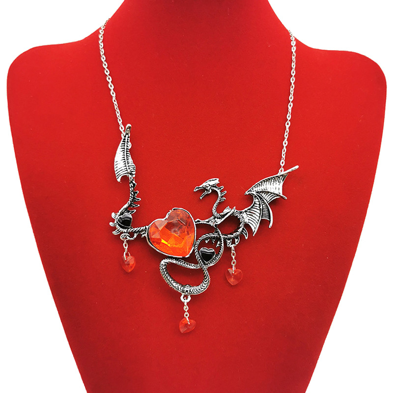 Charm Dragon Heart Necklace vedhæng